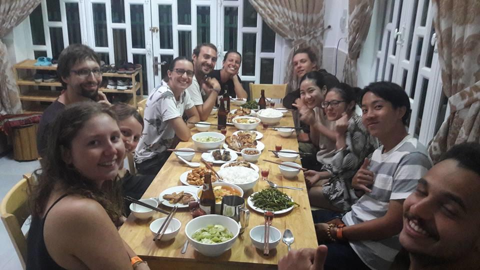 דה לאט Tree House Hostel מראה חיצוני תמונה